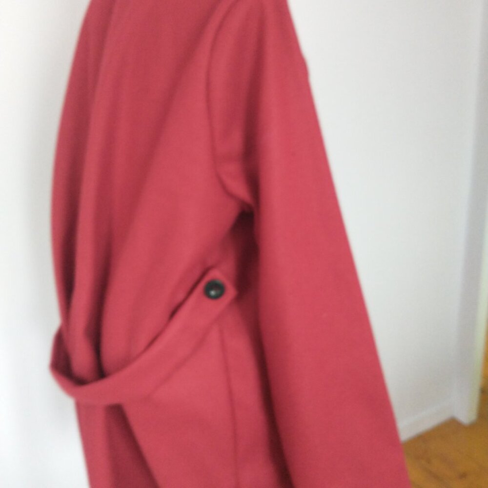 Coat - Picture 4 of 7